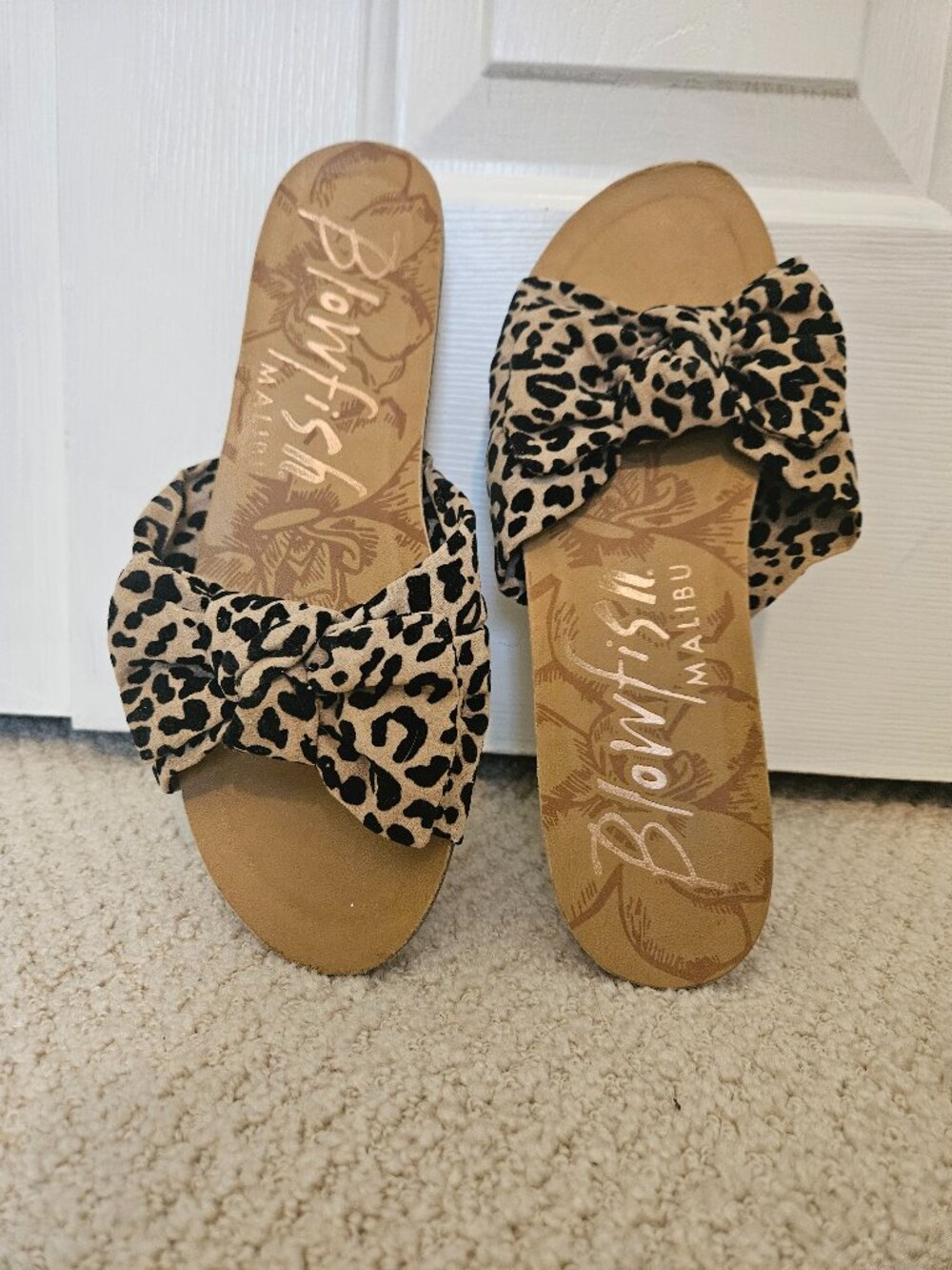 Blowfish Malibu Leopard Print Bow Slide Sandals Beige Black